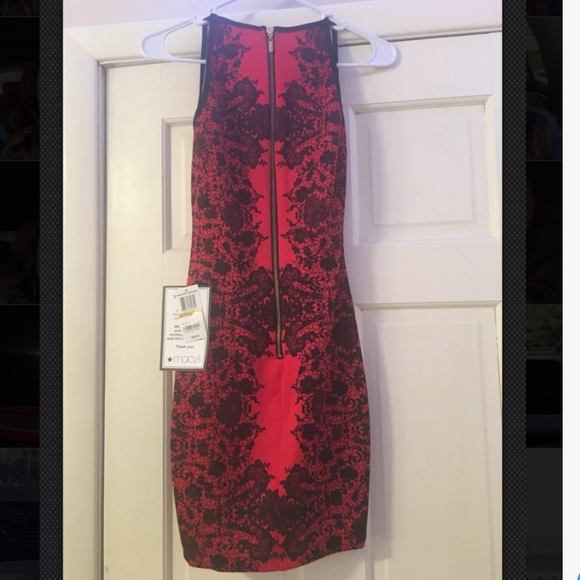Black and red patterned formal dress - Picture 2 of 3